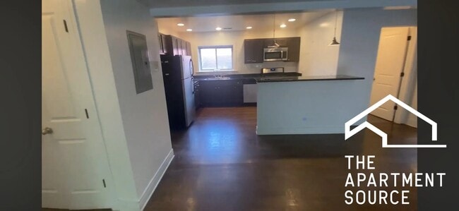 2536 W Fitch Ave, Unit 1 in Chicago, IL - Foto de edificio - Building Photo