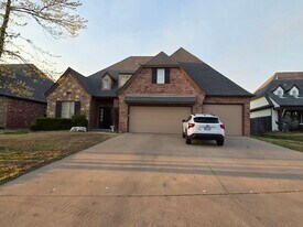 9269 East 119th St S in Bixby, OK - Building Photo