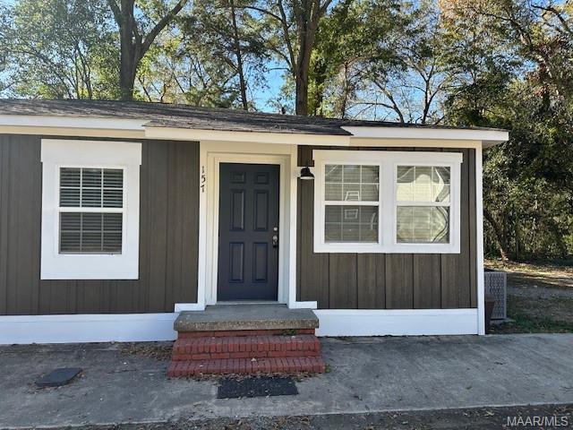 property at 157 E 6th St