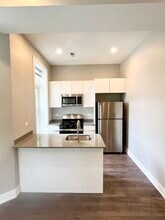 1411 N Fairfield Ave in Chicago, IL - Building Photo - Building Photo
