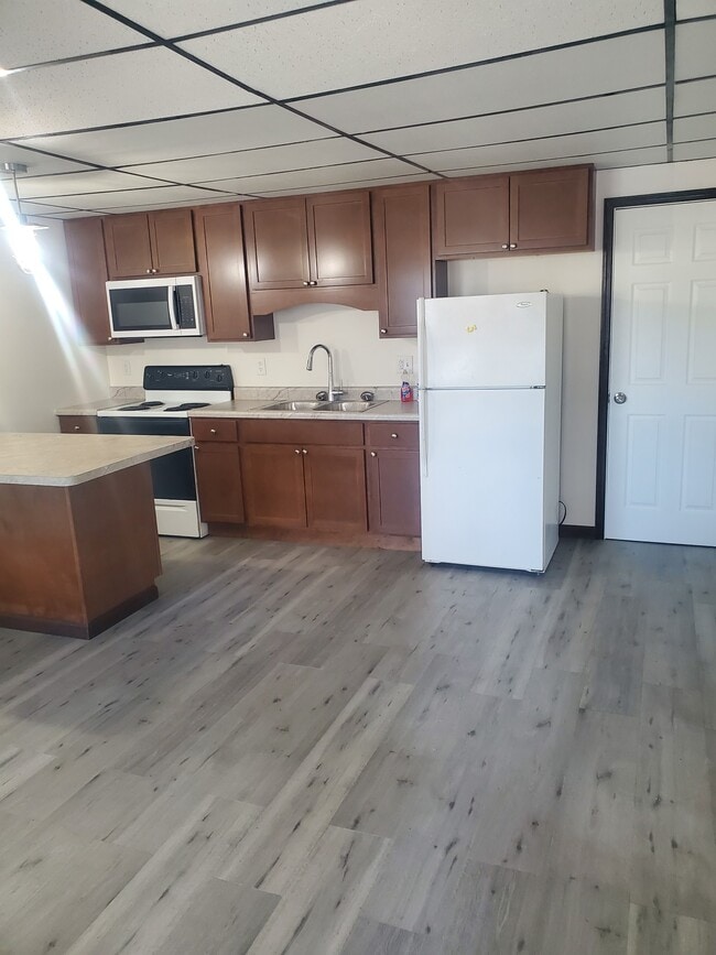 1613 Huffman Ave, Unit Huffman Ave Apartments in Dayton, OH - Foto de edificio - Building Photo