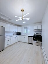 1703 McKinley Ave in Anchorage, AK - Building Photo - Building Photo