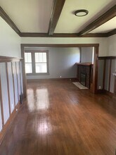 2865 Whitmore St in Omaha, NE - Building Photo - Building Photo