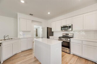 3305 Appleton St in Oak Point, TX - Building Photo - Building Photo