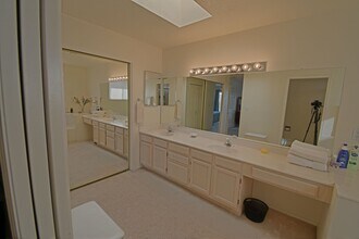 8333 Wilson Hurley Ct NE in Albuquerque, NM - Building Photo - Building Photo