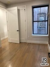 62-15 Catalpa Ave in Queens, NY - Building Photo - Building Photo