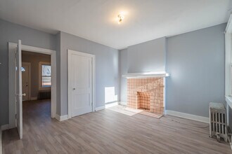 2116 Bedford Ave in Pittsburgh, PA - Building Photo - Building Photo