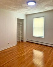 66 Elm St in Cambridge, MA - Foto de edificio - Building Photo