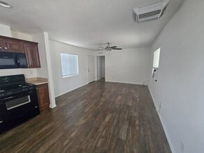 338 Petrol Rd in Bakersfield, CA - Building Photo - Building Photo