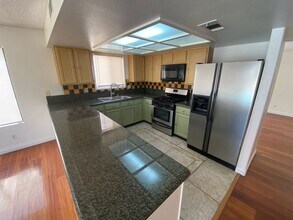 125 Fig Ct in Las Vegas, NV - Building Photo - Building Photo