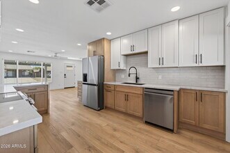 8702 E Monte Vista Rd in Scottsdale, AZ - Building Photo - Building Photo