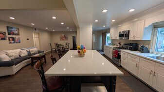 25432 Esrose Ct, Unit 3902 in Lake Forest, CA - Building Photo