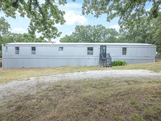 146 Deerwood Ln in Springtown, TX - Building Photo