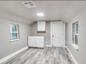 501 E Springer Ave in Guthrie, OK - Building Photo - Building Photo