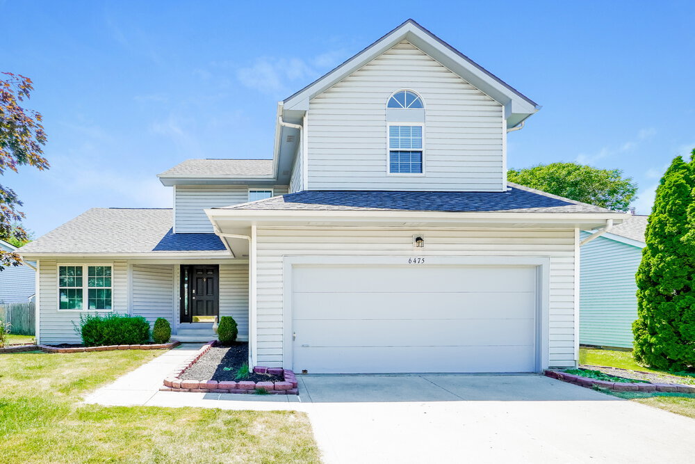 6475 Berry Pond Way in Canal Winchester, OH - Building Photo