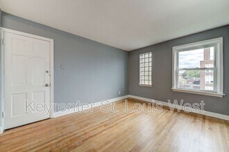 4946 Kemper Ave in St. Louis, MO - Building Photo - Building Photo