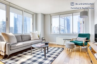 560 W 43rd St, Unit SI FL41-ID126 in New York, NY - Building Photo