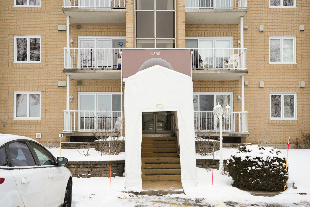 6200 De La Griotte Rue in Québec, QC - Building Photo