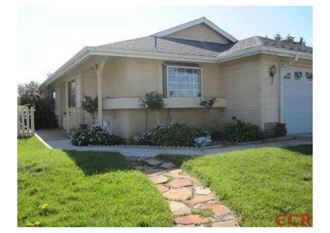 4211 Morning Ridge Rd in Santa Maria, CA - Building Photo - Building Photo