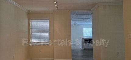 4095 14th St NE in St. Petersburg, FL - Building Photo - Building Photo