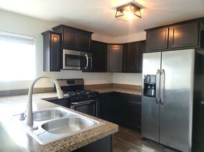 1777 Spinnaker St in Pingree Grove, IL - Building Photo - Building Photo