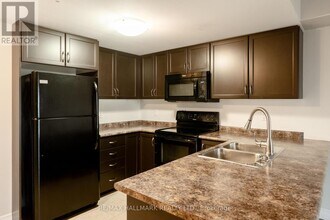 67 Kingsbury Square in Guelph, ON - Building Photo - Building Photo