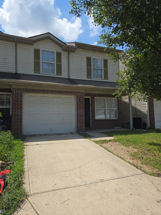 property at 2931 Percheron Ln