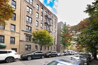 20 Colonel Robert Magaw Pl in New York, NY - Building Photo - Building Photo