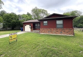 611 Mary St in Copperas Cove, TX - Foto de edificio - Building Photo