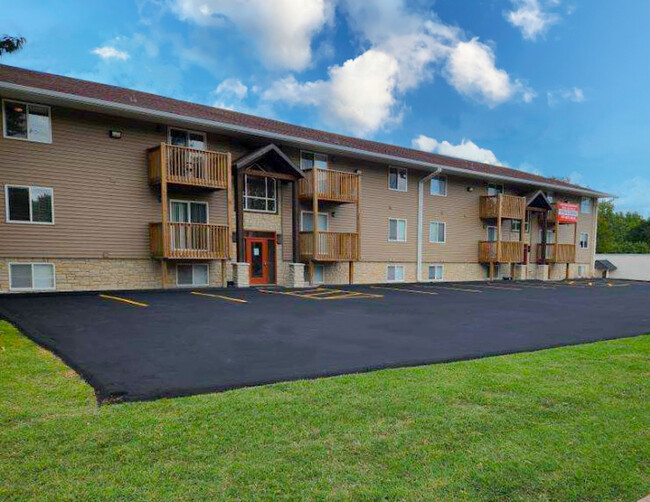 Cedarstone & Oak Leaf in Springfield, MO - Foto de edificio - Building Photo