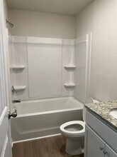 6108 Lowe Ln-Unit -Unit A in Charlotte, NC - Building Photo - Building Photo