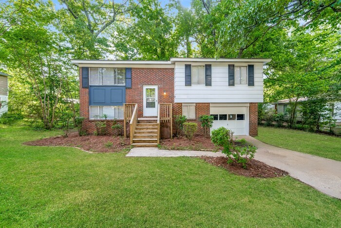 1337 4th Way NW in Center Point, AL - Building Photo