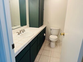 1421 Lowery St in Simi Valley, CA - Building Photo - Building Photo