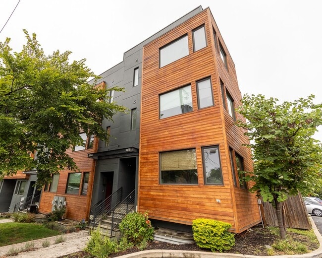 property at 1038 Otis St NE