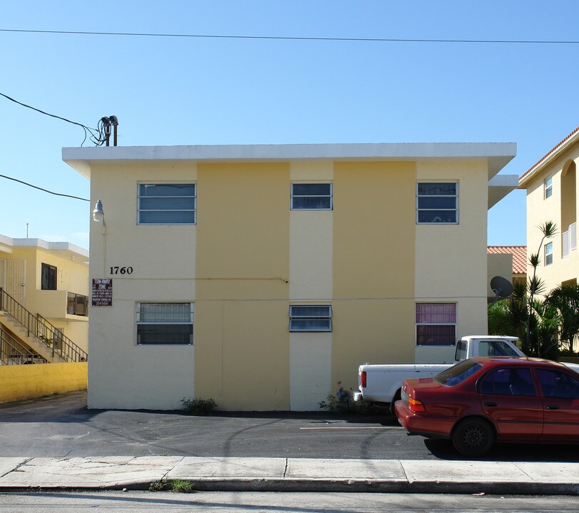 1760 SW 6th St in Miami, FL - Building Photo