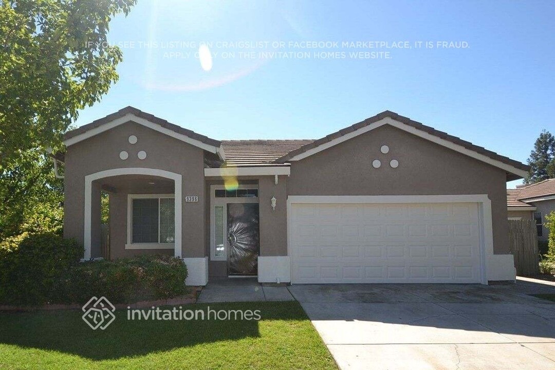 9396 Lakepoint Dr in Elk Grove, CA - Building Photo