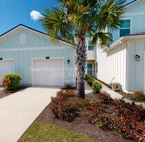 28 Oarsman Xing Dr in St. Augustine, FL - Building Photo