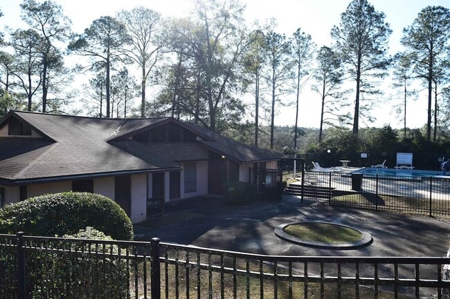 410 Westwood Dr in Tallahassee, FL - Building Photo - Building Photo