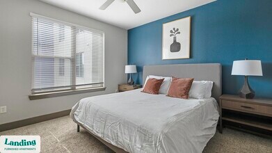 14805 Grisby Rd, Unit 326 in Houston, TX - Foto de edificio - Building Photo