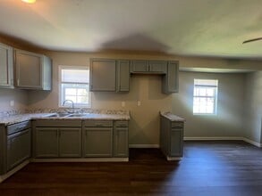 1414 Moonlite Ave in Gastonia, NC - Building Photo - Building Photo
