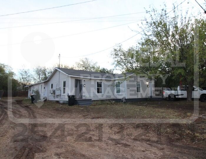 711 W Avenue C in Killeen, TX - Building Photo
