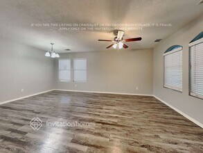 7914 Modesto Dr in Arlington, TX - Foto de edificio - Building Photo