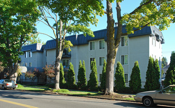 The Windsor Apartments in Tacoma, WA - Building Photo - Building Photo