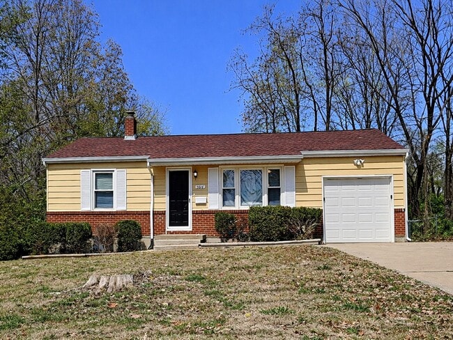 property at 5616 E 102nd St