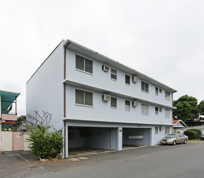 1730 Algaroba St in Honolulu, HI - Building Photo - Building Photo