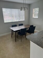 2557 Centergate Dr, Unit 205 in Miramar, FL - Building Photo - Building Photo