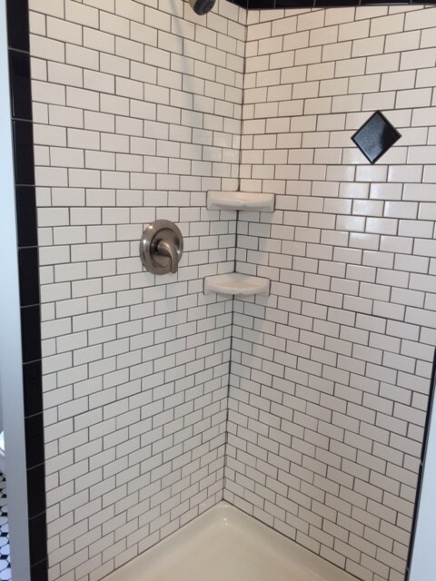 346 College Ave, Unit 1st floor remodelled 2 bd in Lancaster, PA - Building Photo - Building Photo