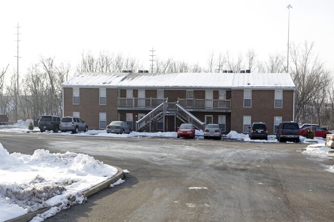 Mill Creek Terrace Apartments in Louisville, KY - Foto de edificio - Building Photo