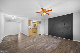 6935 N 15th St in Philadelphia, PA - Building Photo