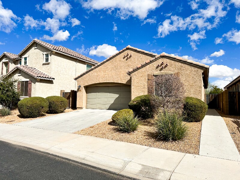 12008 W Desert Sun Ln in Peoria, AZ - Building Photo